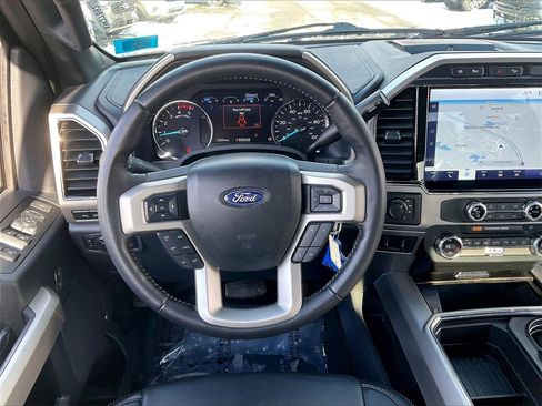 Used 2022 Ford F250 Lariat w/ Chrome Package image 16