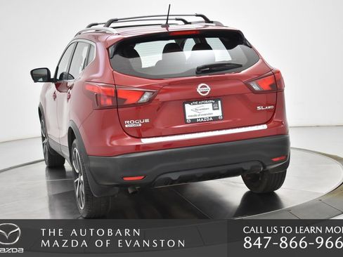 Used 2017 Nissan Rogue Sport SL w/ SL Premium Package image 18