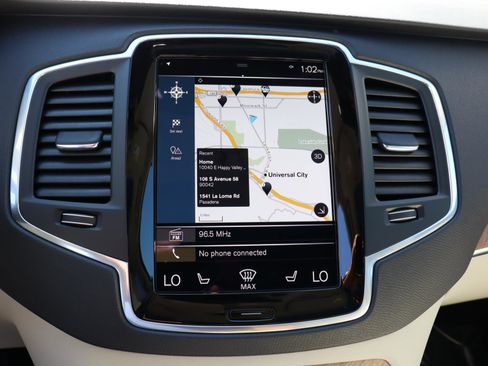 Used 2022 Volvo XC90 T8 Inscription Expression w/ Protection Package image 27