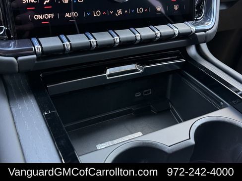 New 2026 GMC Yukon XL AT4 Ultimate w/ LPO, Floor Liner Package AWD/4WD image 18