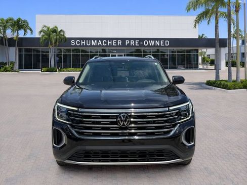 Certified 2024 Volkswagen Atlas SEL AWD/4WD image 2