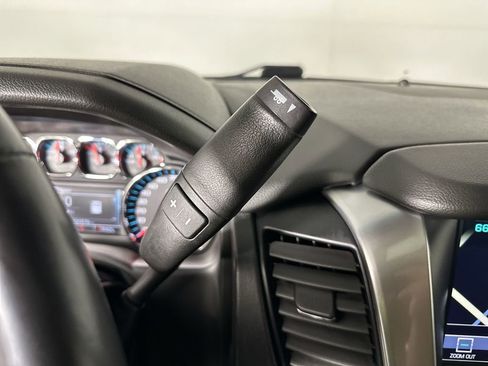 Used 2019 Chevrolet Tahoe Premier AWD/4WD image 19