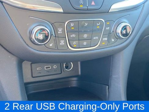 Certified 2024 Chevrolet Equinox LT image 12