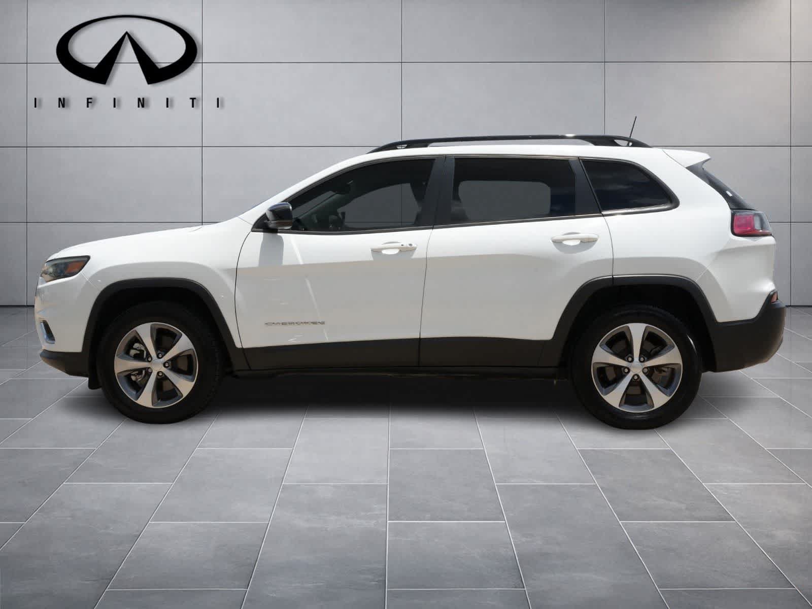 Used 2022 Jeep Cherokee Limited AWD/4WD image 4