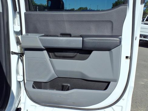 Used 2024 Ford F350 XLT image 15