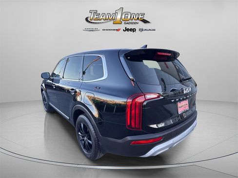 Used 2022 Kia Telluride LX image 7