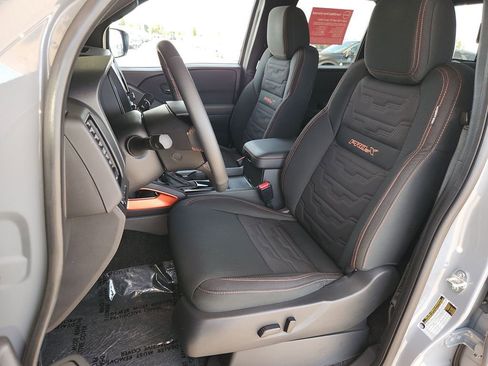 Certified 2024 Nissan Frontier Pro-X image 12