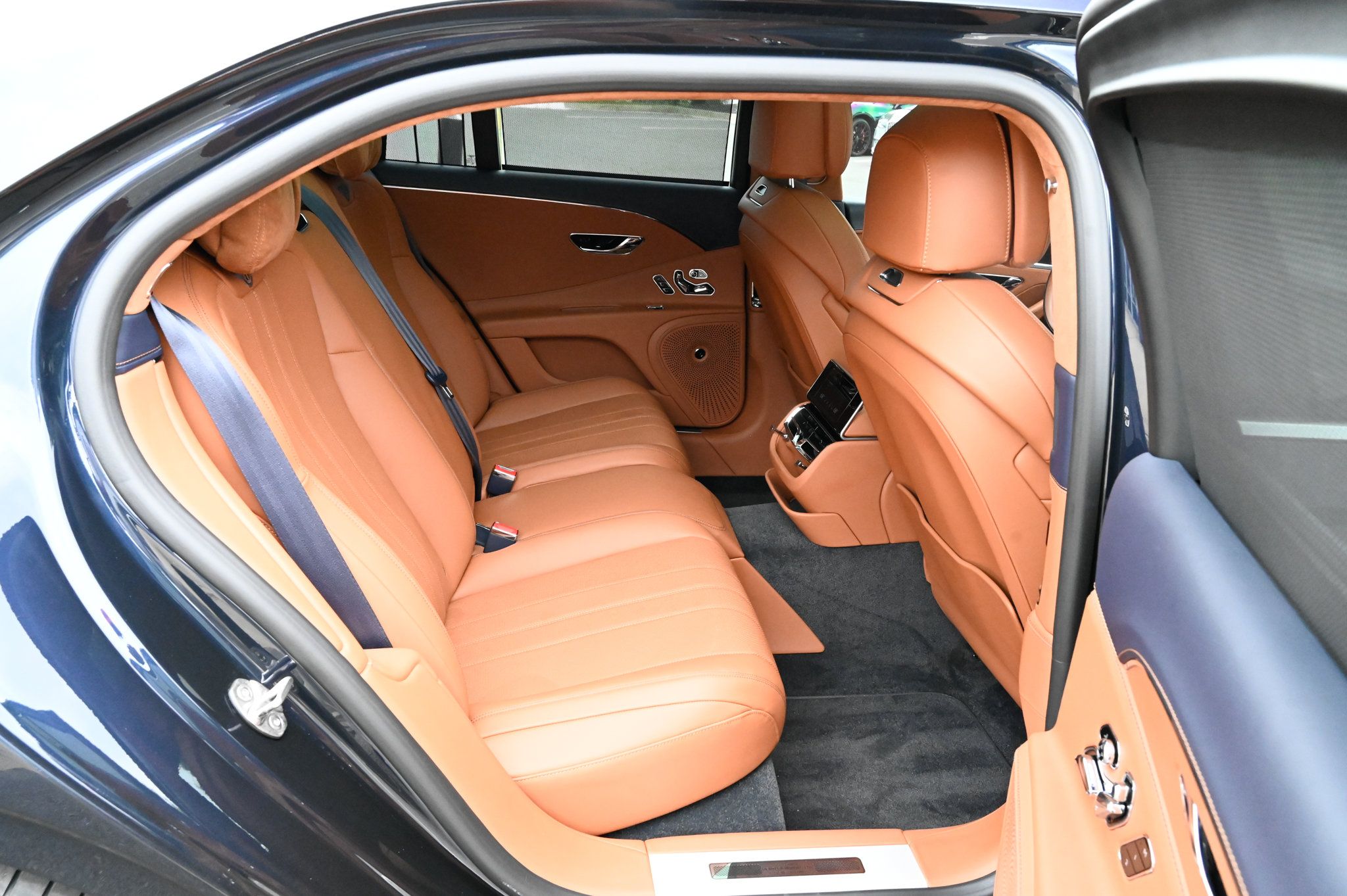 Used 2022 Bentley Flying Spur V8 AWD/4WD image 53