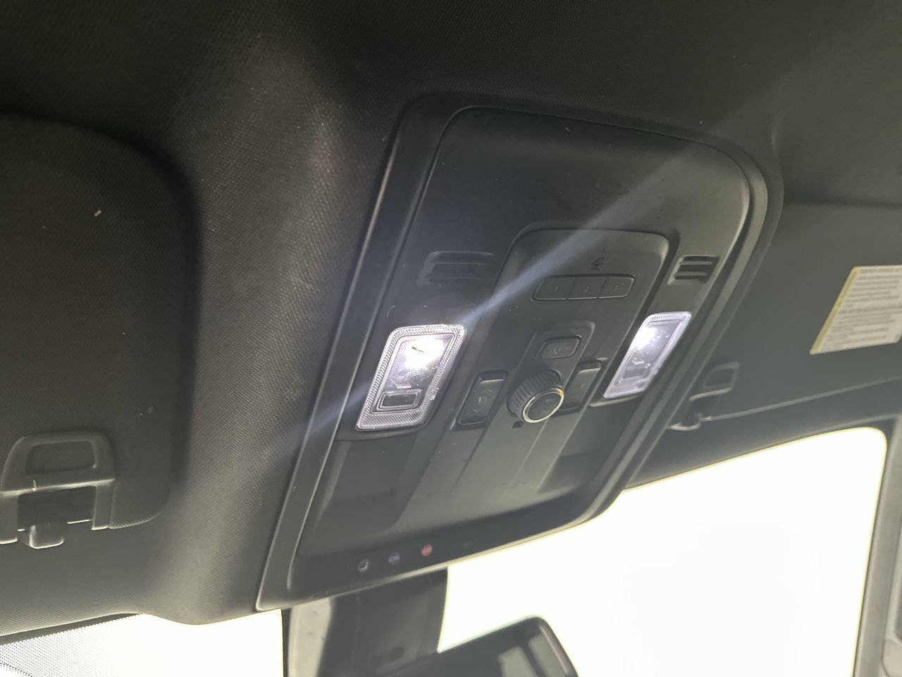 Used 2022 Chevrolet Tahoe LT w/ Luxury Package RWD image 10
