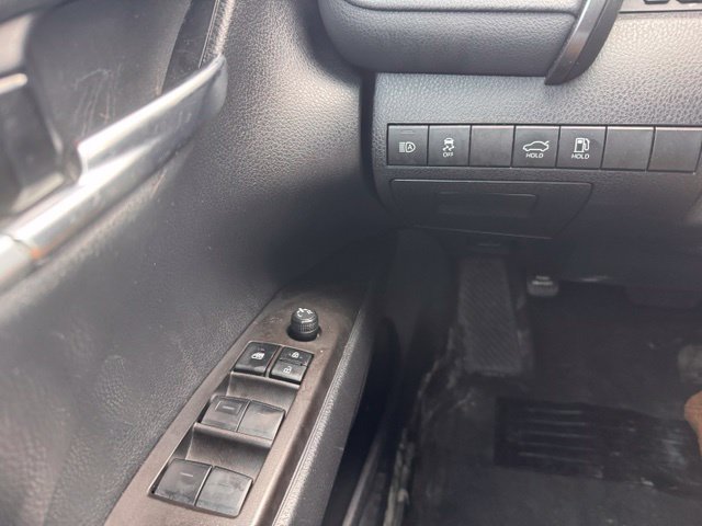 Used 2023 Toyota Camry SE FWD image 18