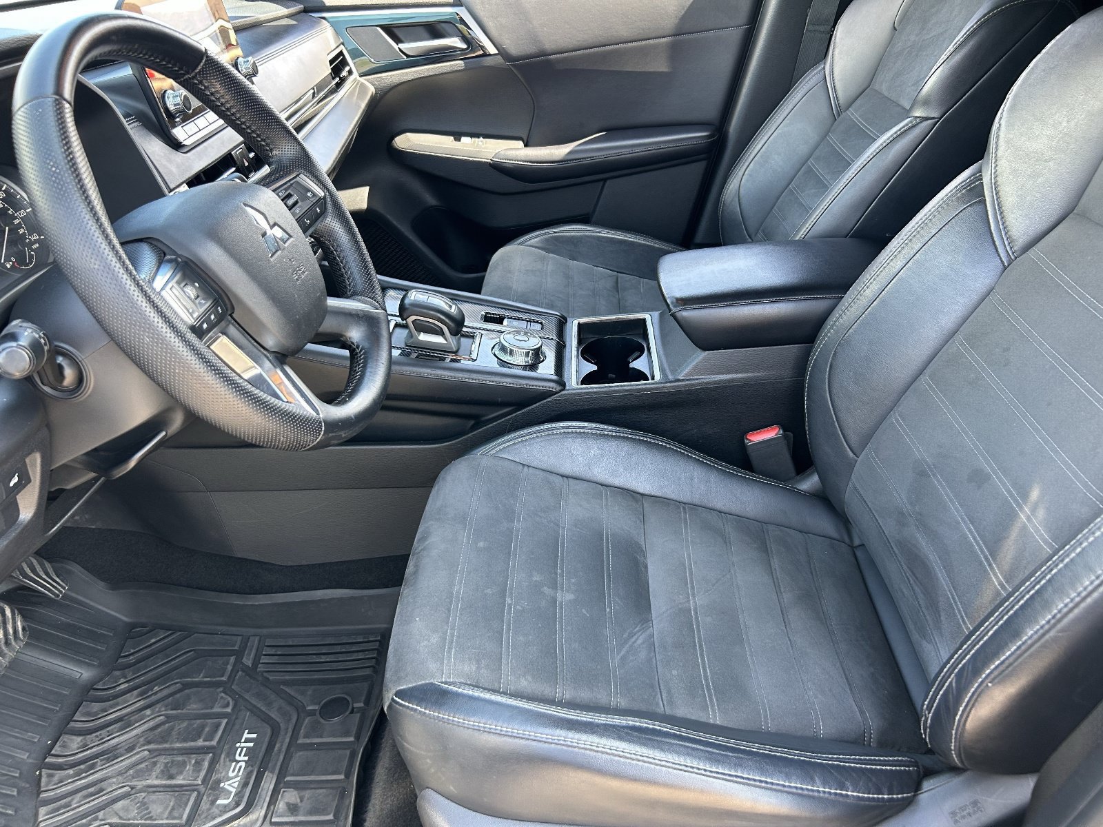 Used 2022 Mitsubishi Outlander SE FWD image 25