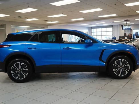 New 2025 Chevrolet Blazer EV LT AWD/4WD image 14