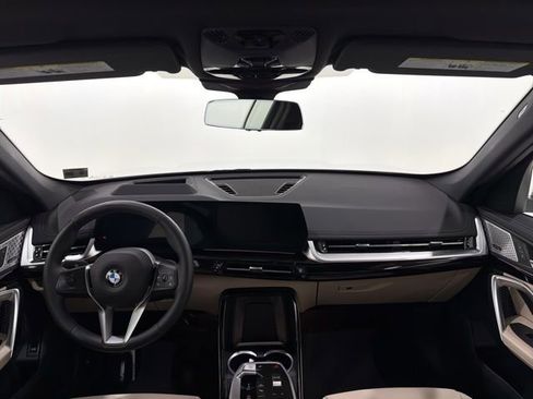 Used 2025 BMW X1 xDrive28i w/ Premium Package image 29