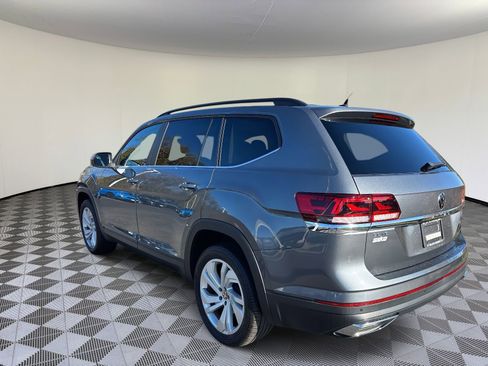 Used 2021 Volkswagen Atlas SE w/ Panoramic Sunroof Package image 6