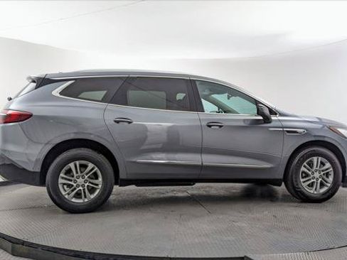 Used 2021 Buick Enclave Essence FWD image 9
