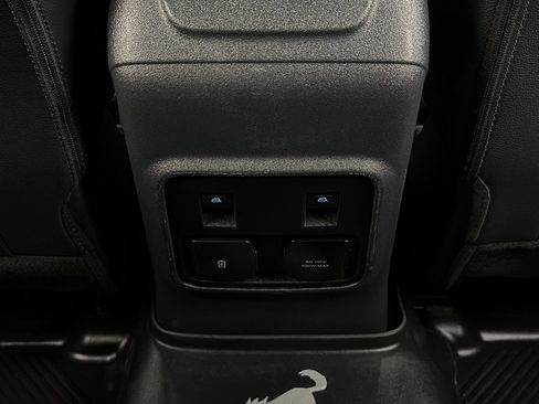 Used 2024 Ford Bronco Wildtrak AWD/4WD image 35