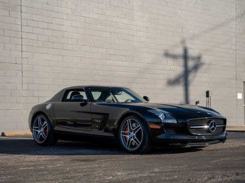 Used 2013 Mercedes-Benz SLS AMG GT Coupe image 8