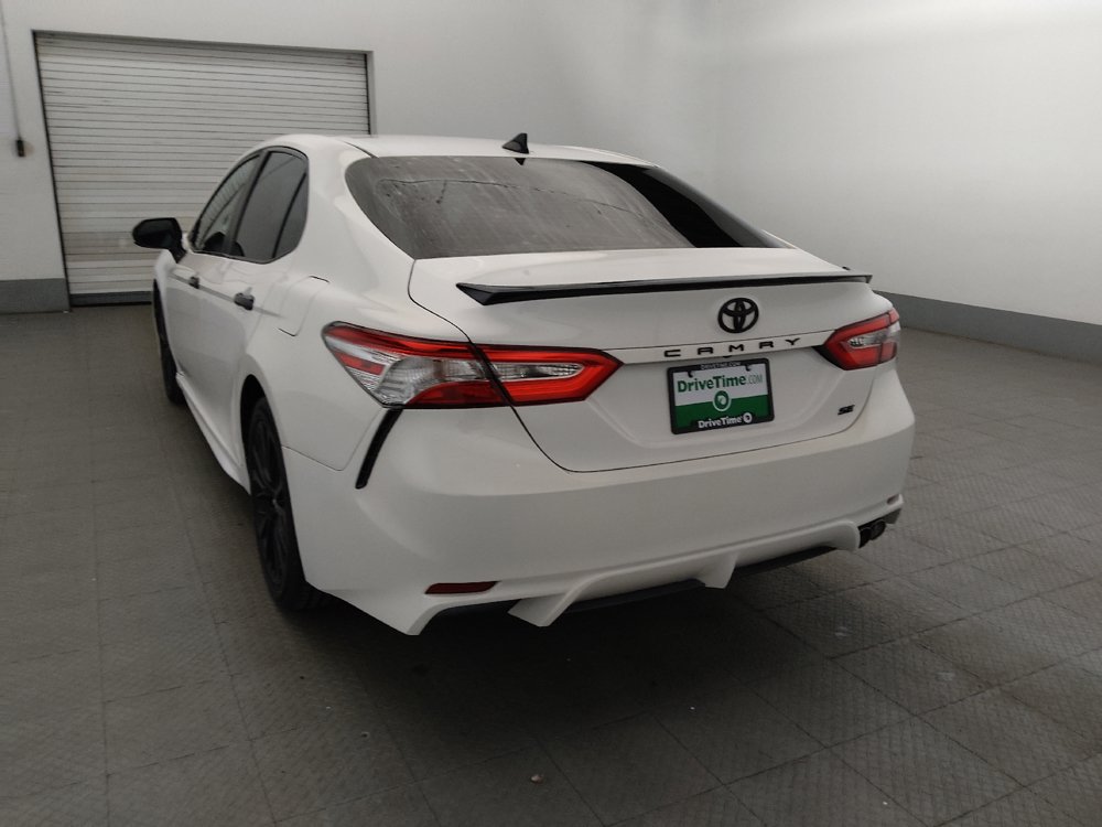 Used 2020 Toyota Camry SE FWD image 6