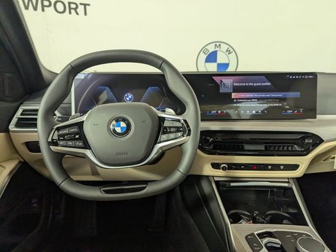 New 2026 BMW 330i xDrive Sedan w/ Convenience Package AWD/4WD image 18