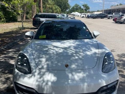 Used 2023 Porsche Panamera 4 w/ Premium Package AWD/4WD image 6