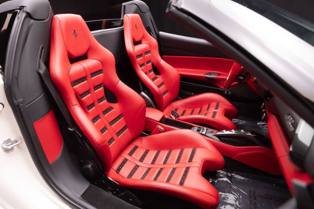 Used 2017 Ferrari 488 Spider RWD image 11