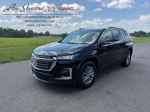 Certified 2023 Chevrolet Traverse LT FWD image 1