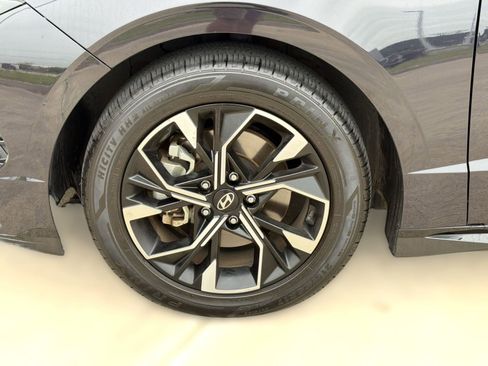 Used 2024 Hyundai Sonata SEL FWD image 12