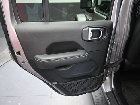 Used 2020 Jeep Wrangler Unlimited Sahara AWD/4WD image 14