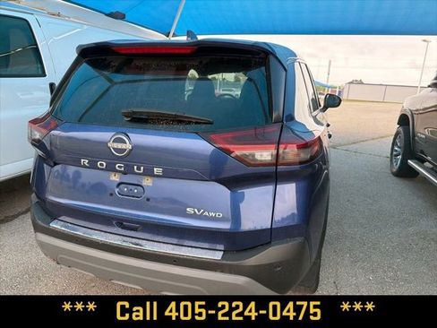 Used 2023 Nissan Rogue SV image 12