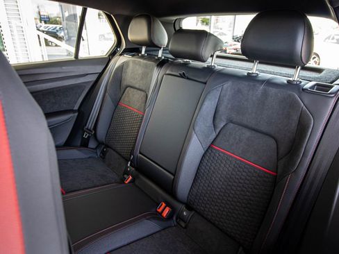New 2026 Volkswagen GTI SE FWD image 31