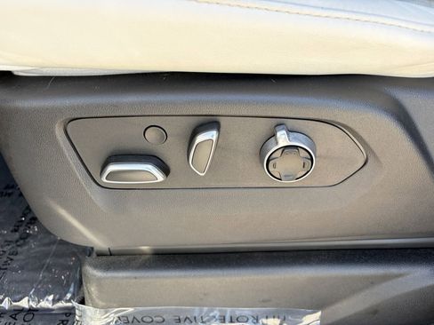 Certified 2025 Cadillac Escalade Sport Platinum w/ LPO, ONYX Package AWD/4WD image 21