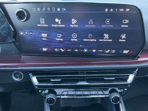 Used 2024 Chevrolet Traverse RS w/ LPO, Floor Liner Package image 13