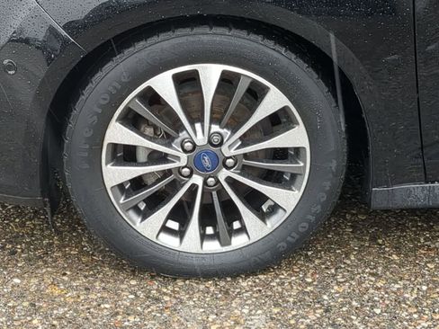 Used 2018 Ford C-MAX Titanium w/ Equipment Group 301A image 14