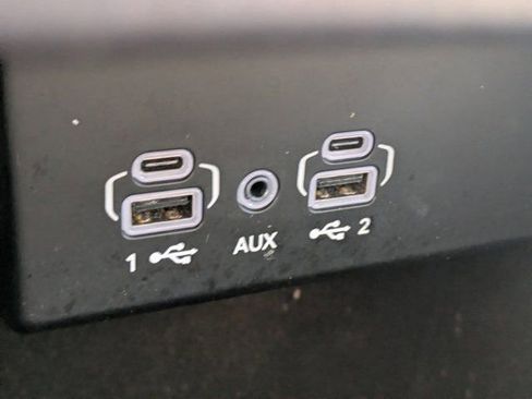 Used 2024 Jeep Wagoneer L Base w/ Premium Group I image 19