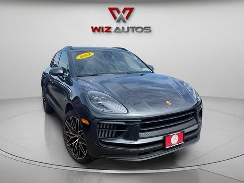 Used 2022 Porsche Macan S AWD/4WD image 6