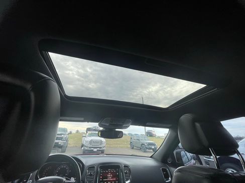 Used 2017 Dodge Durango GT w/ Premium Group image 8