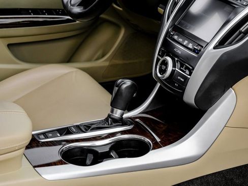 Used 2019 Acura TLX image 24