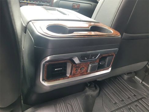 Used 2019 GMC Sierra 1500 SLT w/ SLT Premium Plus Package image 9