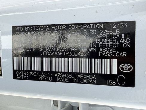 Used 2024 Toyota Crown Limited image 34