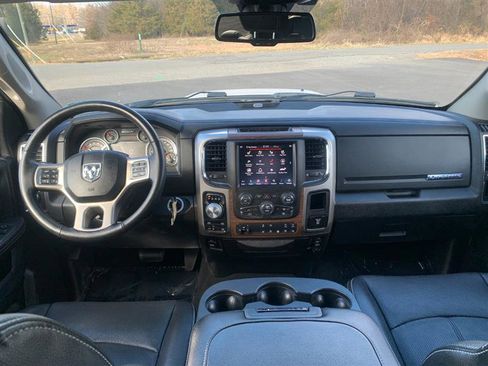 Used 2018 RAM 1500 Laramie image 17