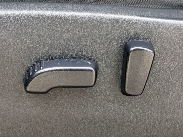 Used 2022 Nissan Frontier SV RWD image 19