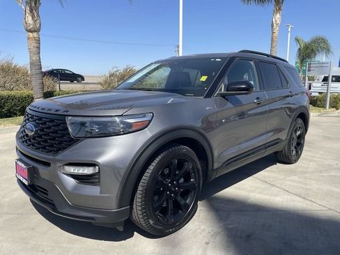 Used 2022 Ford Explorer ST-Line RWD image 1