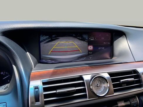 Used 2015 Lexus LS 460 w/ Comfort Package RWD image 26