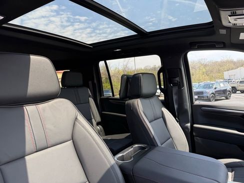New 2026 Chevrolet Suburban RST w/ Advanced Technology Package AWD/4WD image 13