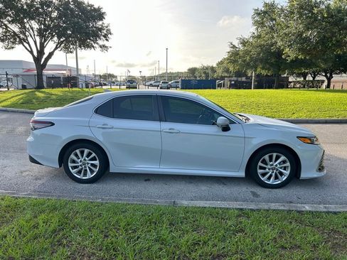 Used 2024 Toyota Camry LE w/ Convenience Package FWD image 7
