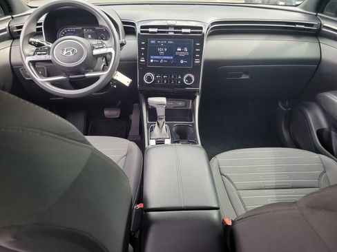 Used 2024 Hyundai Santa Cruz SE FWD image 11