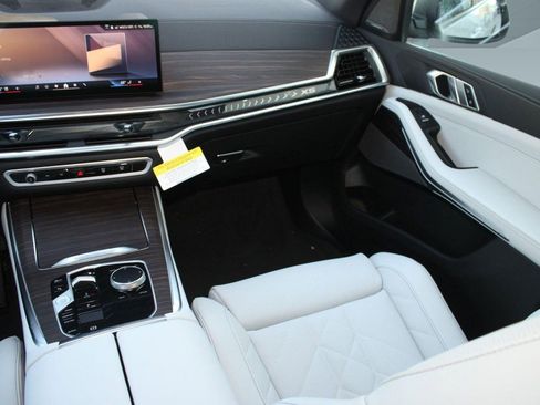 Used 2026 BMW X5 sDrive40i image 31