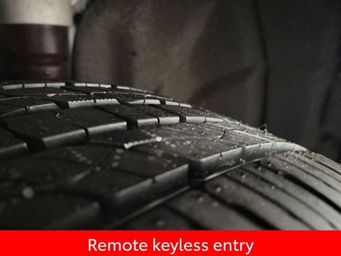 Used 2022 Audi Q5 2.0T Premium Plus image 11