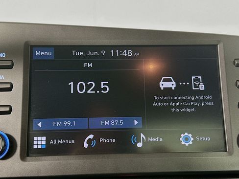 Used 2025 Hyundai Elantra Sport FWD image 21