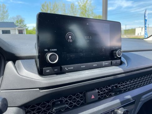 Used 2023 Honda Accord LX image 8